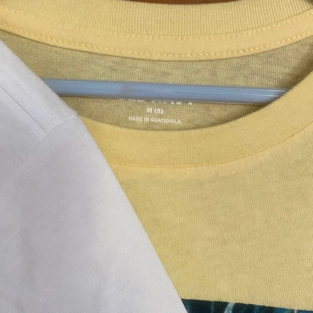 NWOT Old Navy short sleeve t-shirts, M/8